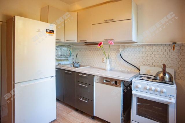 Новоизмайловский пр., 37