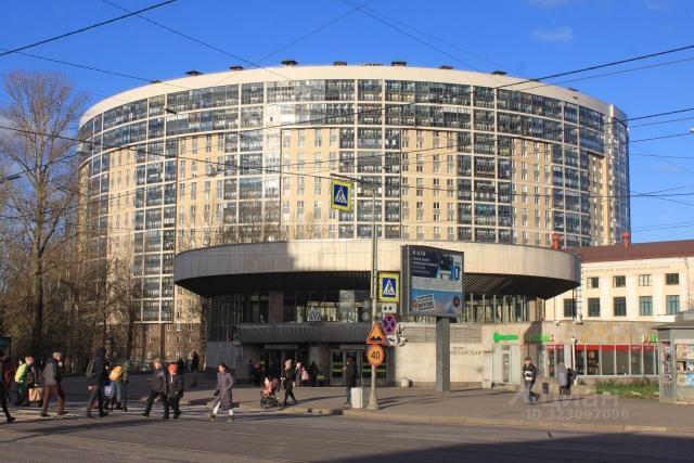 Обуховской Обороны проспект, 110