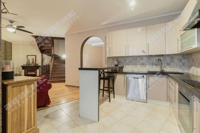 Выборгское ш., 15