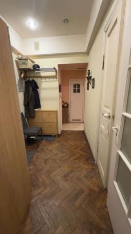 Большеохтинский пр., 13/4