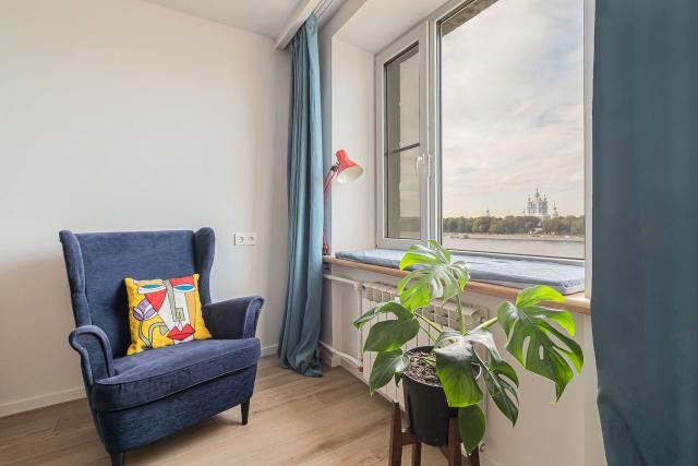 Свердловская наб., 62