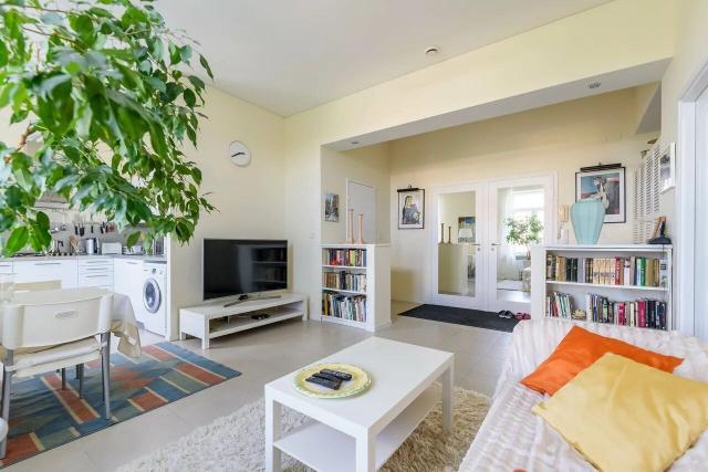 Рентгена ул., 6