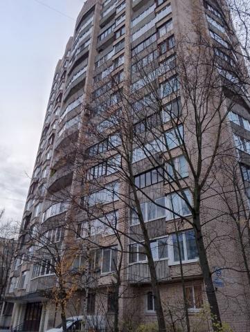 Луначарского пр., 35