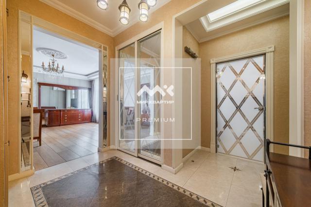 Кирочная ул., 64