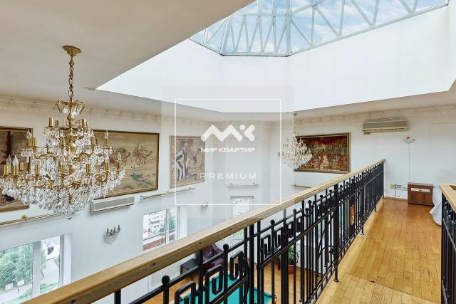 Комендантский проспект, 23