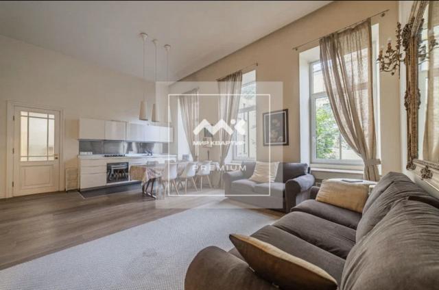 Реки Мойки наб., 40