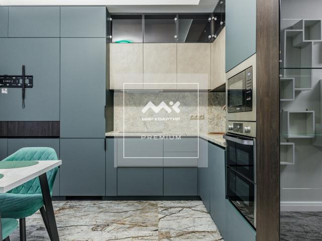 Кременчугская ул., 11