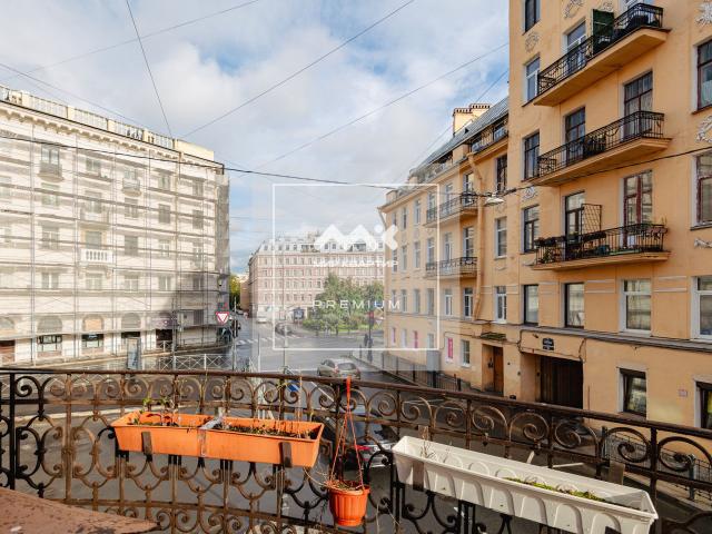 Блохина ул., 25