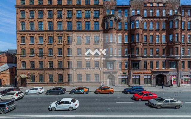 9-я В.О. линия, 68