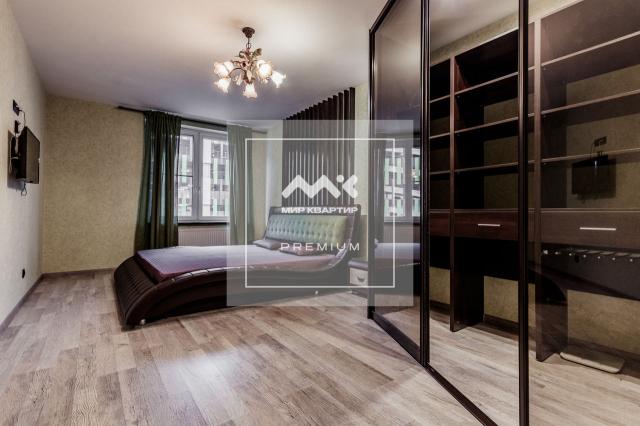 Кременчугская ул., 19