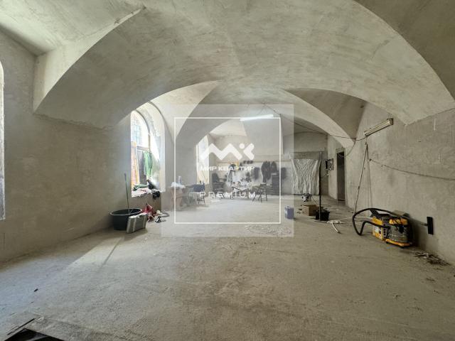 Караванная ул., 4