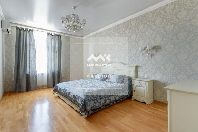 Петрозаводская ул., 13