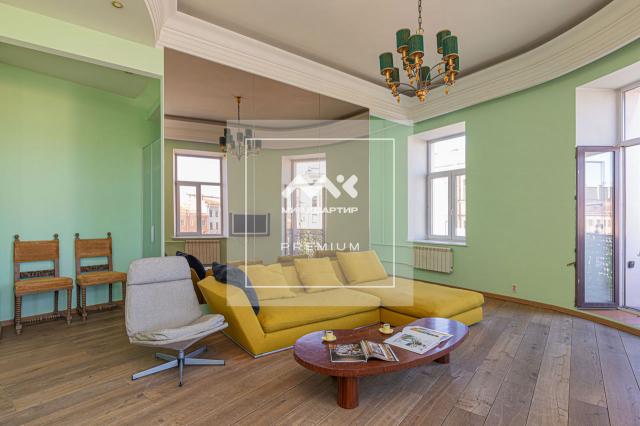 Канала Грибоедова наб., 119-121