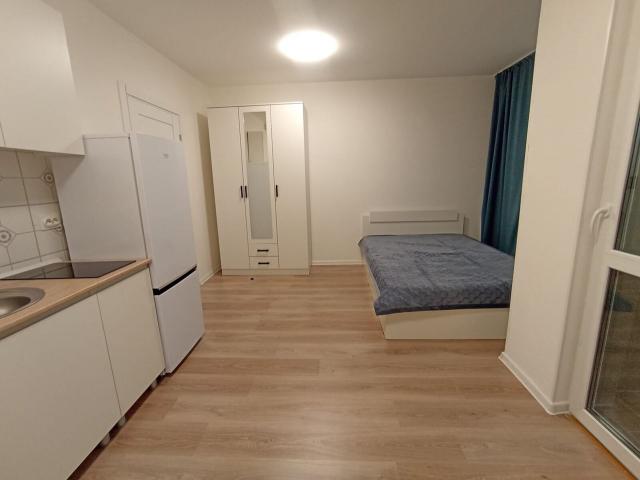 Чарушинская ул., 32