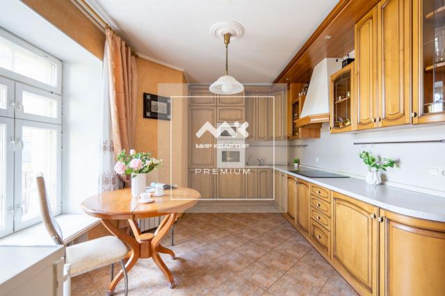 Сапёрный пер., 24