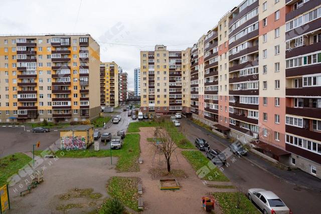 Ленинградская область, Свердлова им. пос., Западный прд., 12