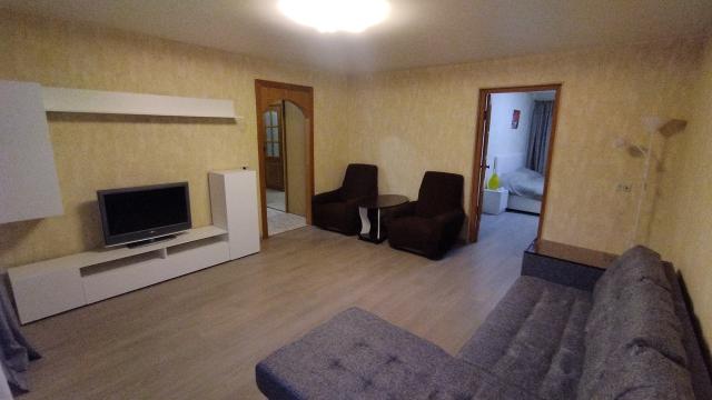 Планерная улица, 73к2