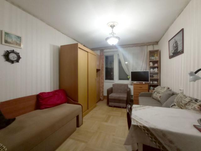 Большевиков пр., 11/19