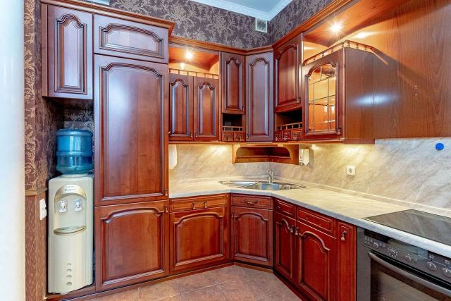 Смольный пр., 6