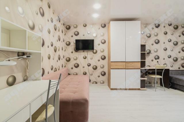 Ярослава Гашека ул., 12/100