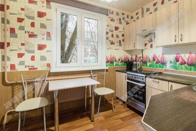 Ярослава Гашека ул., 12/100