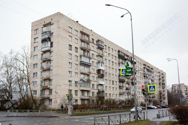 Лени Голикова ул., 25А