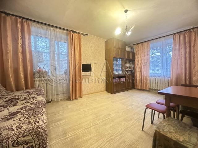 гп. Кузнечное, ул. Гагарина, 2