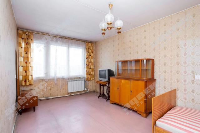 Пионерстроя ул., 10