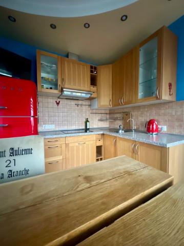 Краснопутиловская ул., 66к2А