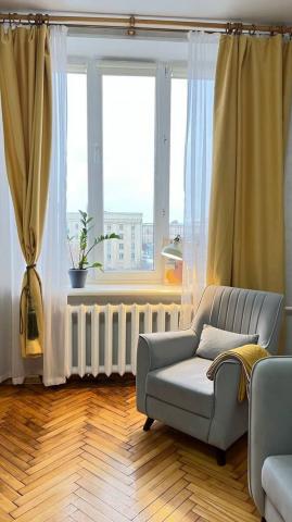 Ленсовета ул., 20