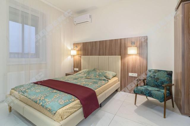 Авиаконструкторов пр., 61