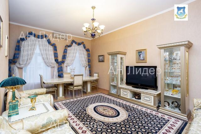 Жуковского улица, 30