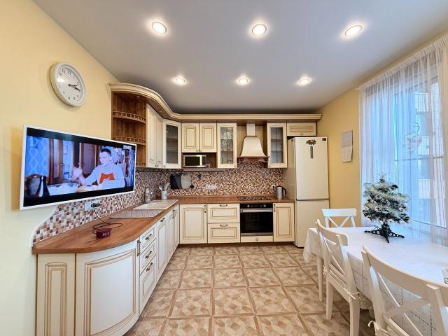 Обуховской Обороны проспект, 195