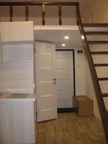 Никольская пл., 6