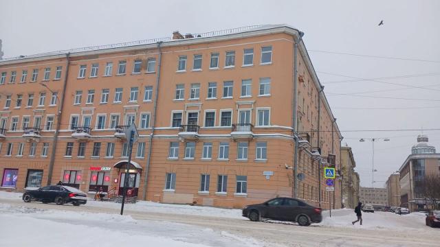 Большеохтинский пр., 5/10