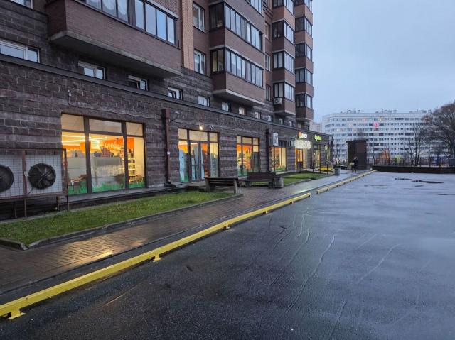 Учительская ул., 18к1А