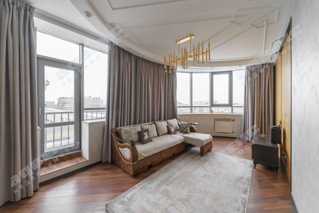 Московский пр., 183-185Б