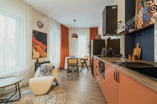 Инструментальщиков ул., 18