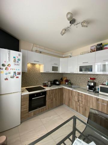 Маршала Казакова ул., 84к1