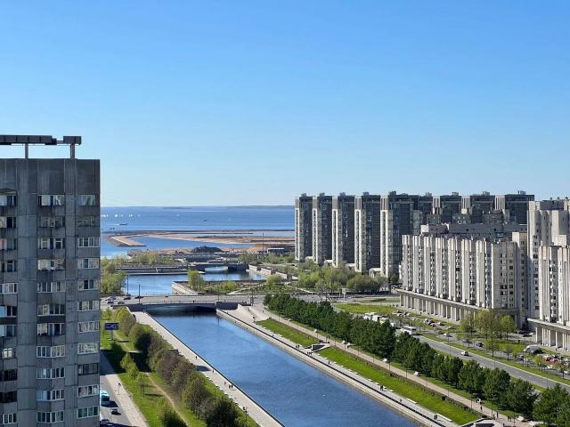 Новосмоленская наб., 2