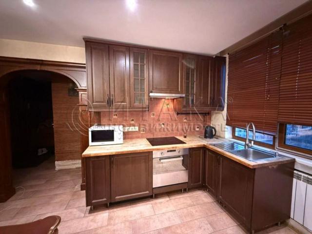 пр-кт. Большевиков, 9к1