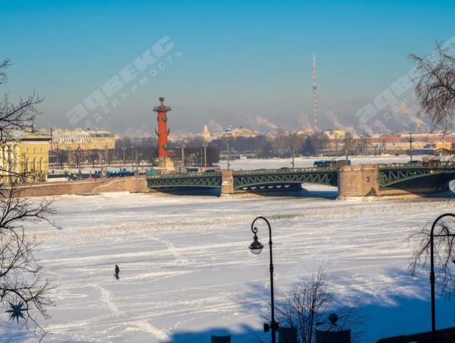 Адмиралтейская наб., 12