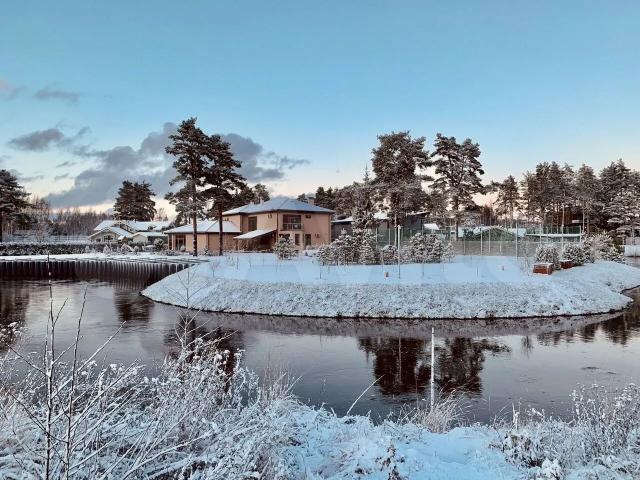 Ленинградская область, Ленинское пос., У реки Сестры КП