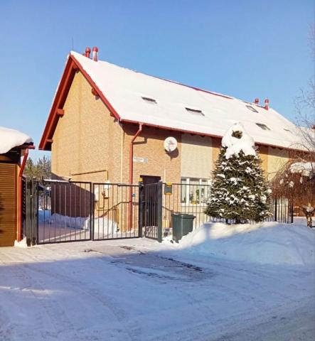 Кобонская ул., 35