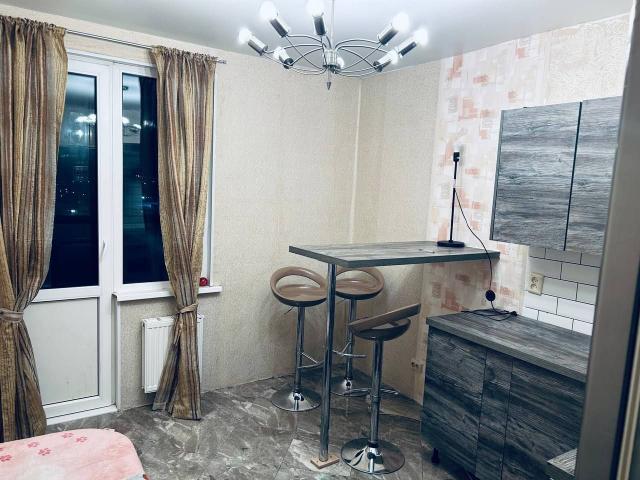 Вадима Шефнера ул., 14к1