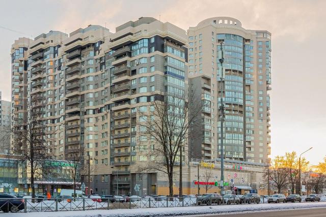 Выборгское ш., 15