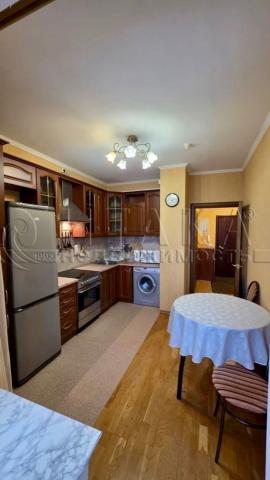 ул. Бадаева, 6к1