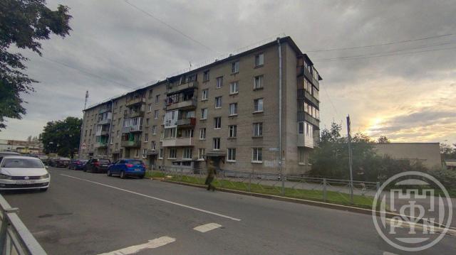 Ломоносов г., Красного Флота ул., д 11