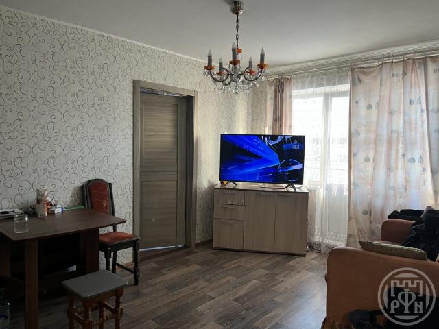 Луга г., Урицкого просп., д 74