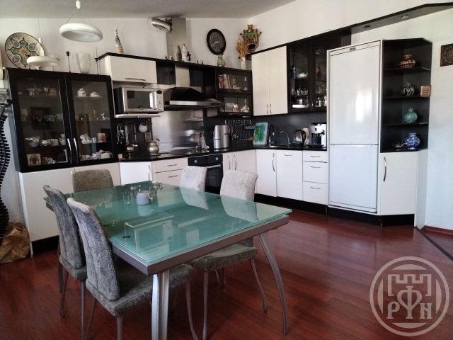 Большая Подьяческая ул., д 37